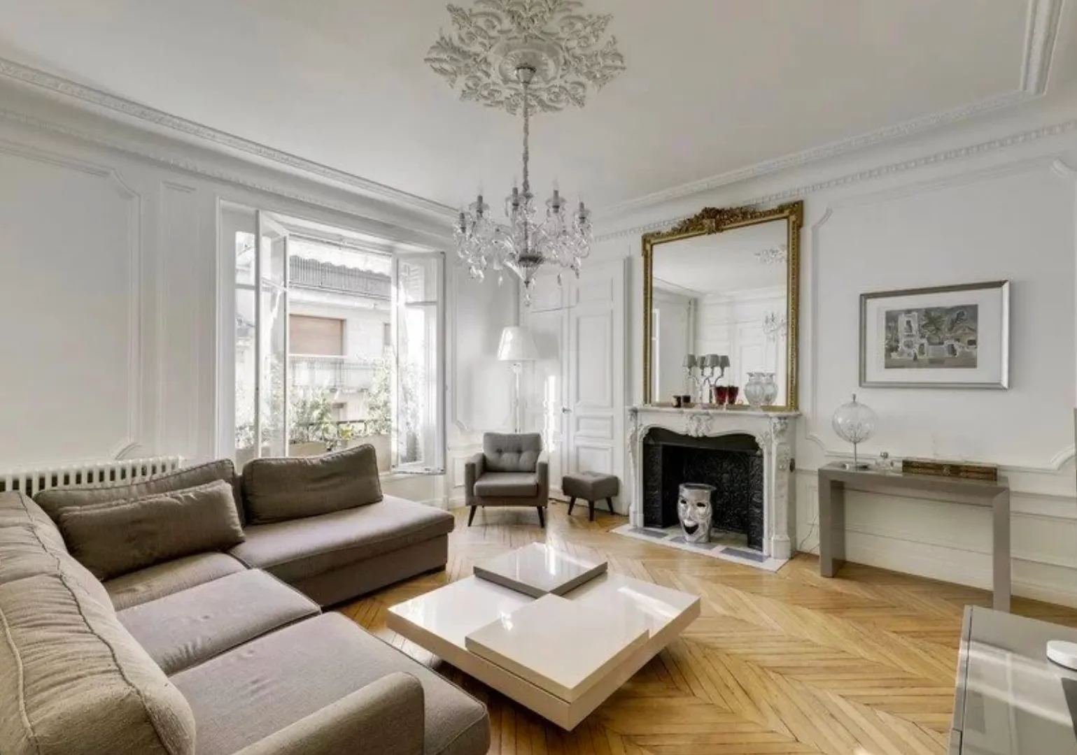 Au 3ème étage appartement de 144m2