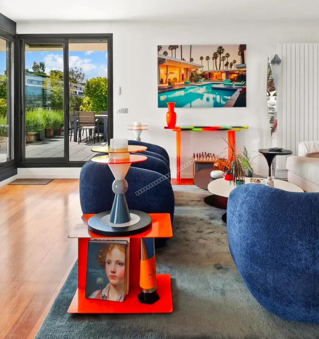 Duplex penthouse de 141 m2 ouvrant sur 160 m2 de terrasse avec vue sur la Tour Eiffel