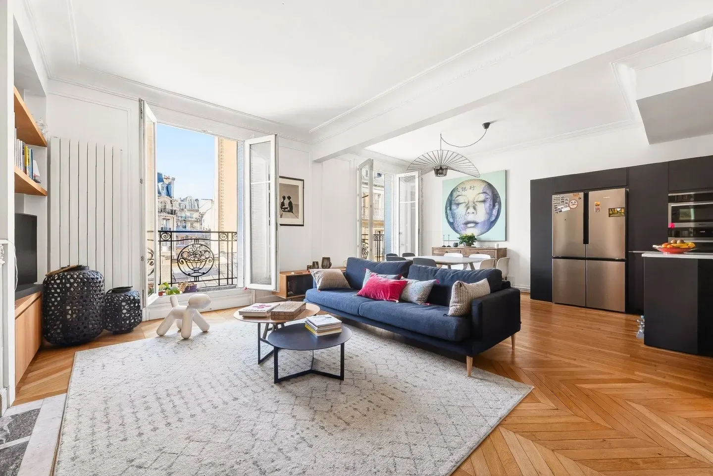 LOCATION : Au 4ème étage appartement de 112m2 